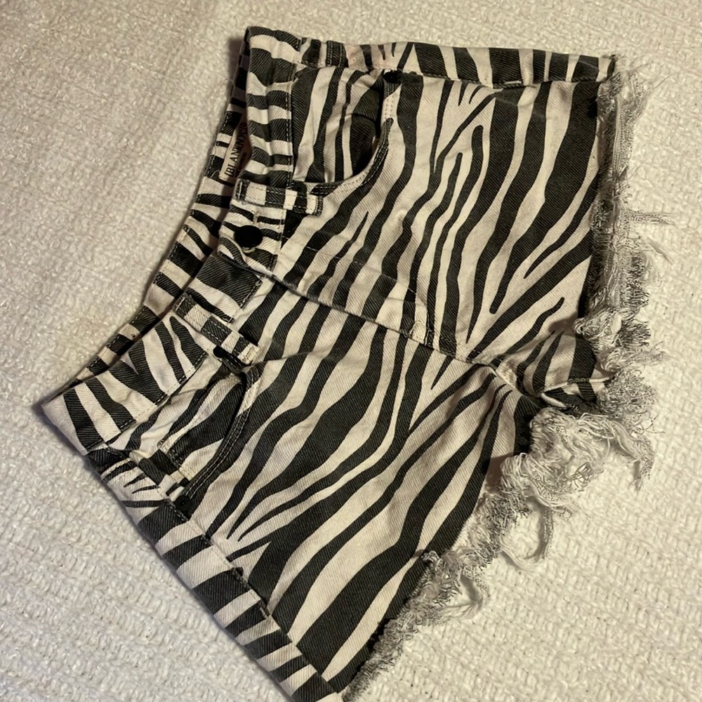 Super cute zebra print shorts, rawr/scene style. No flaws open to offers.